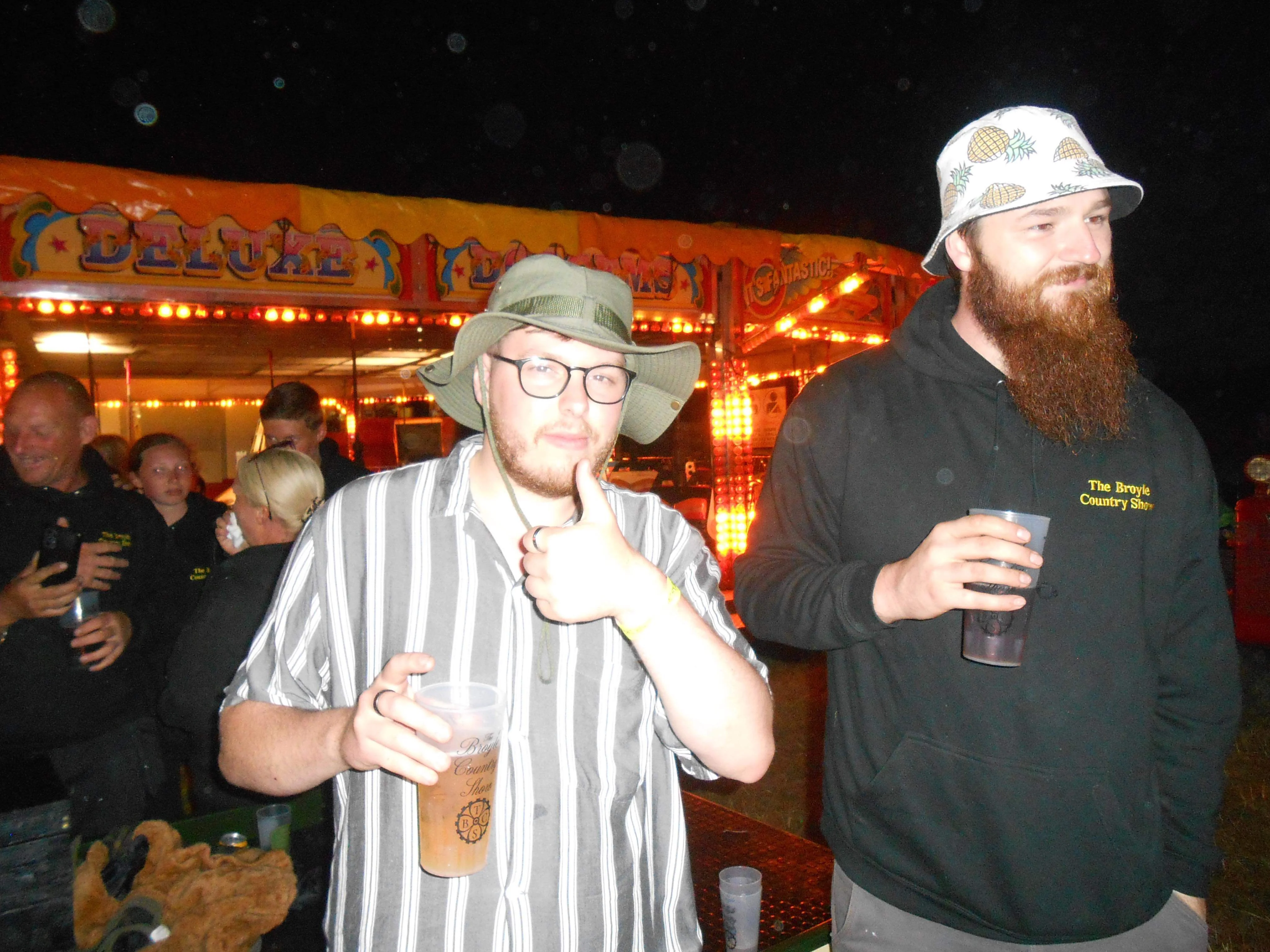 Toby giving a thumbs up with Jordan